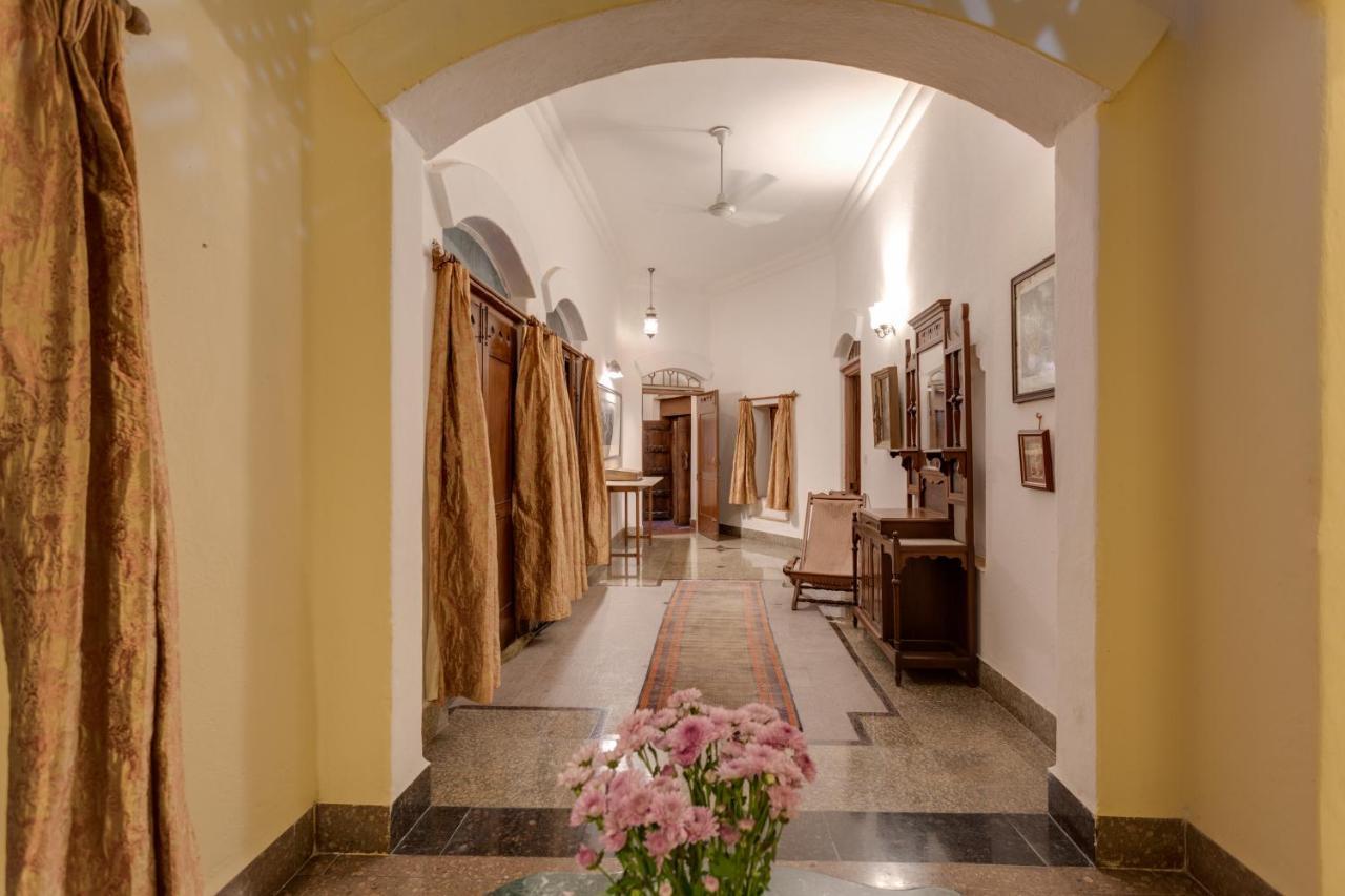 Hostie Chinar Haveli - Heritage Home With Pool, Гургаон Екстериор снимка