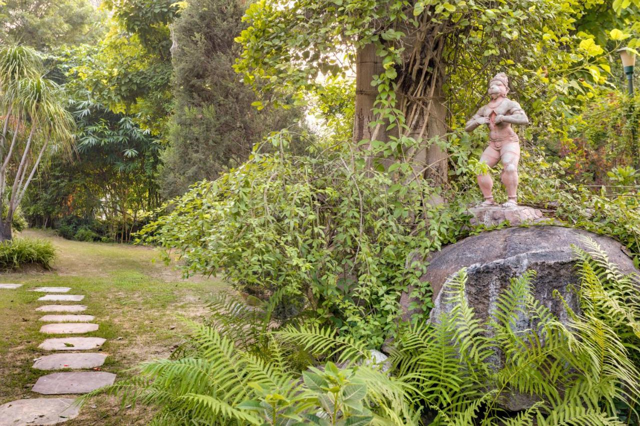 Hostie Chinar Haveli - Heritage Home With Pool, Гургаон Екстериор снимка