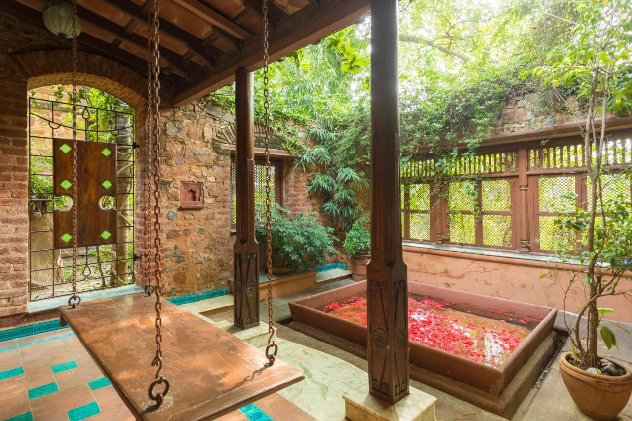 Hostie Chinar Haveli - Heritage Home With Pool, Гургаон Екстериор снимка