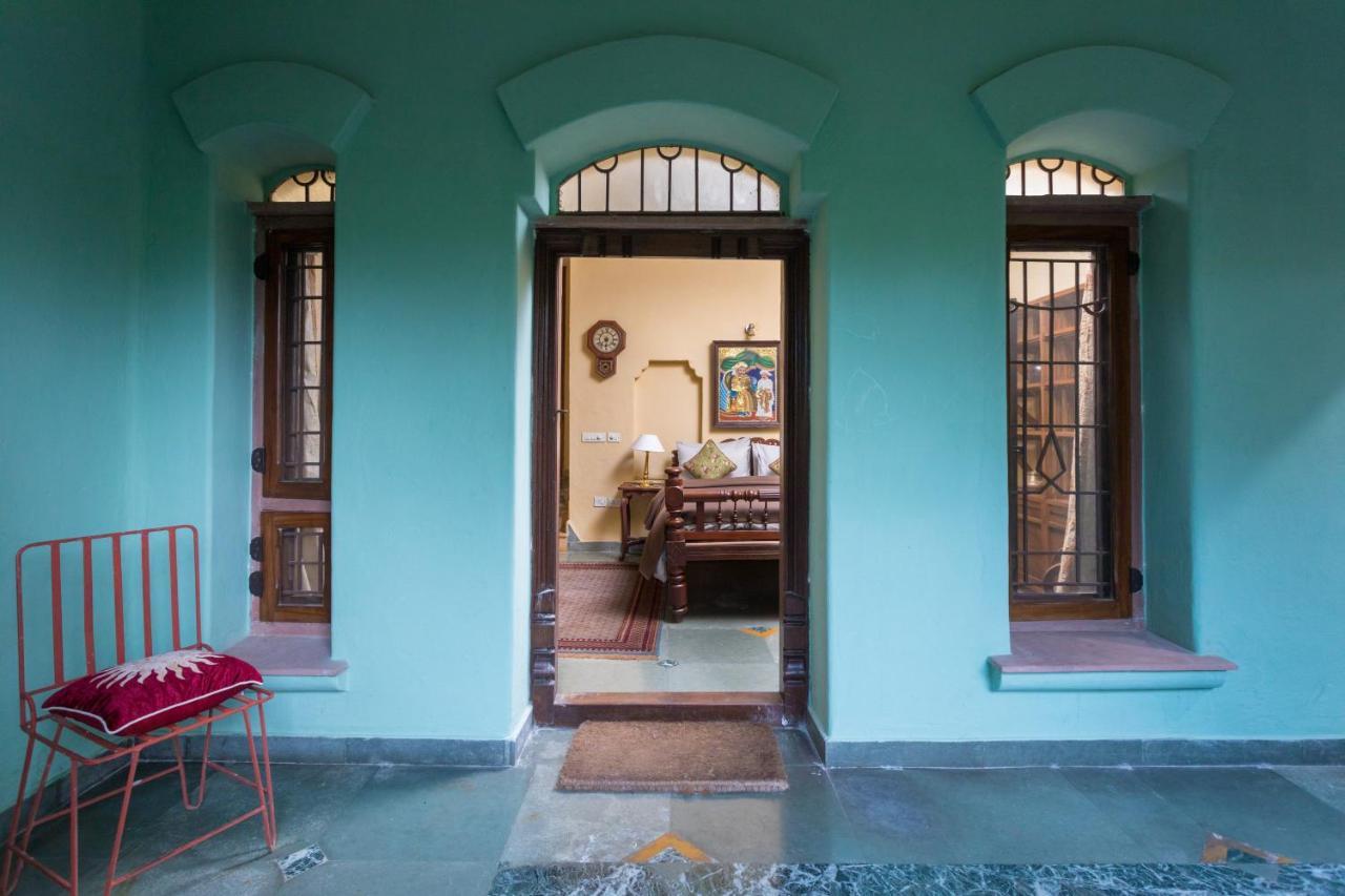 Hostie Chinar Haveli - Heritage Home With Pool, Гургаон Екстериор снимка