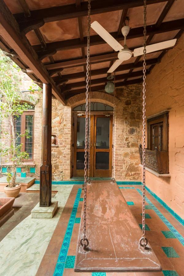 Hostie Chinar Haveli - Heritage Home With Pool, Гургаон Екстериор снимка