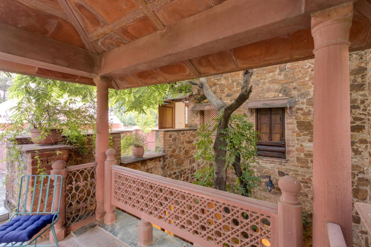 Hostie Chinar Haveli - Heritage Home With Pool, Гургаон Екстериор снимка