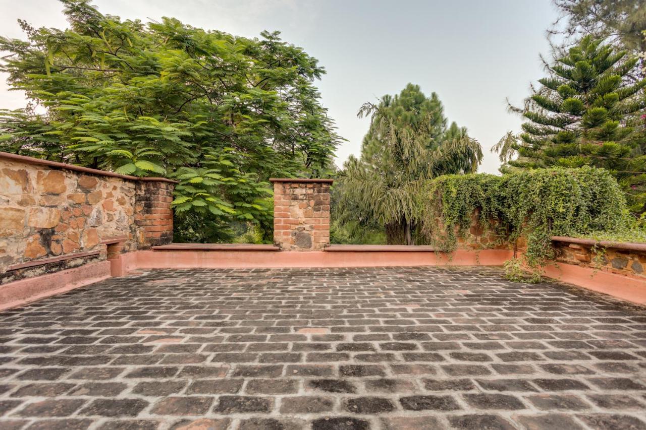 Hostie Chinar Haveli - Heritage Home With Pool, Гургаон Екстериор снимка